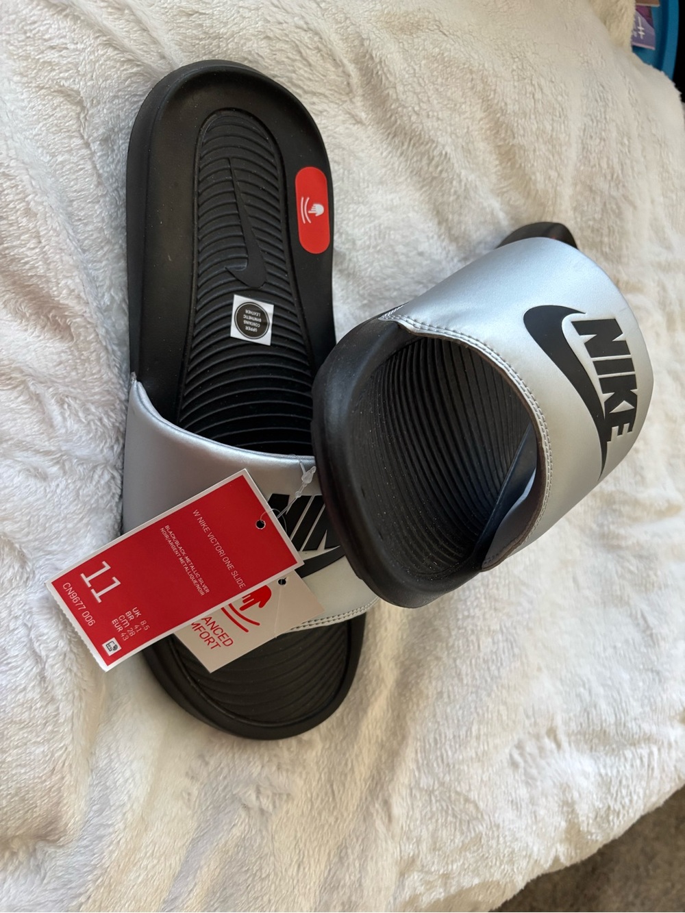 Nike Men's Silver and Black Slide Sandals with Bold Logo